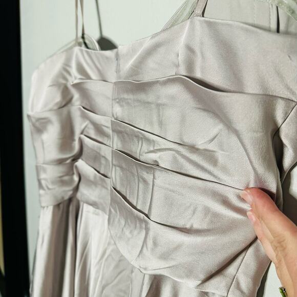 La Femme Pleated Bodice Strapless Silver Satin High Slit Gown Dress size 12 - Picture 16 of 16